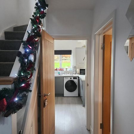 Sheldon House 3 Bed Cosy Home Nr Jlr & Nec Exterior foto